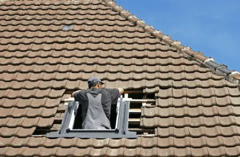 Pose de velux - Chanat-la-Mouteyre
